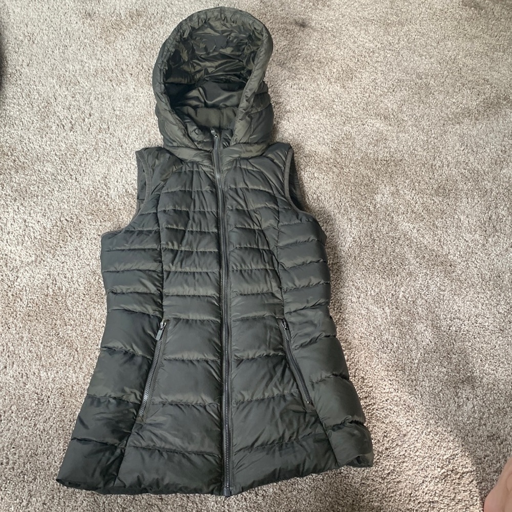 Lululemon down vest